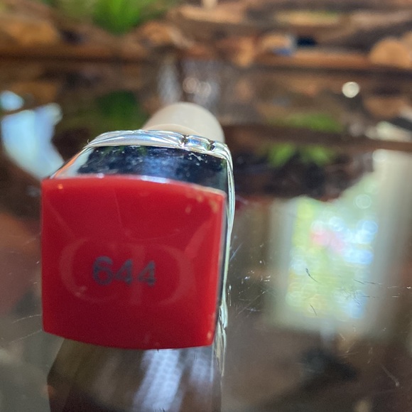 2nd - Dior #644 Rouge Blossom Lipstick - Picture 5 of 6